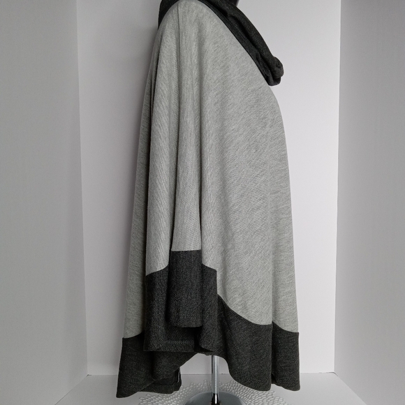 MAURICES CAPE WITH COWL NECK SIZE S/ M NWT LIGHT GRAY &‎ DARK GRAY - Picture 6 of 12